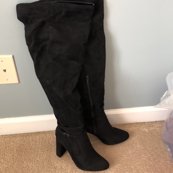 Black suede knee high boots - Picture 6 of 6